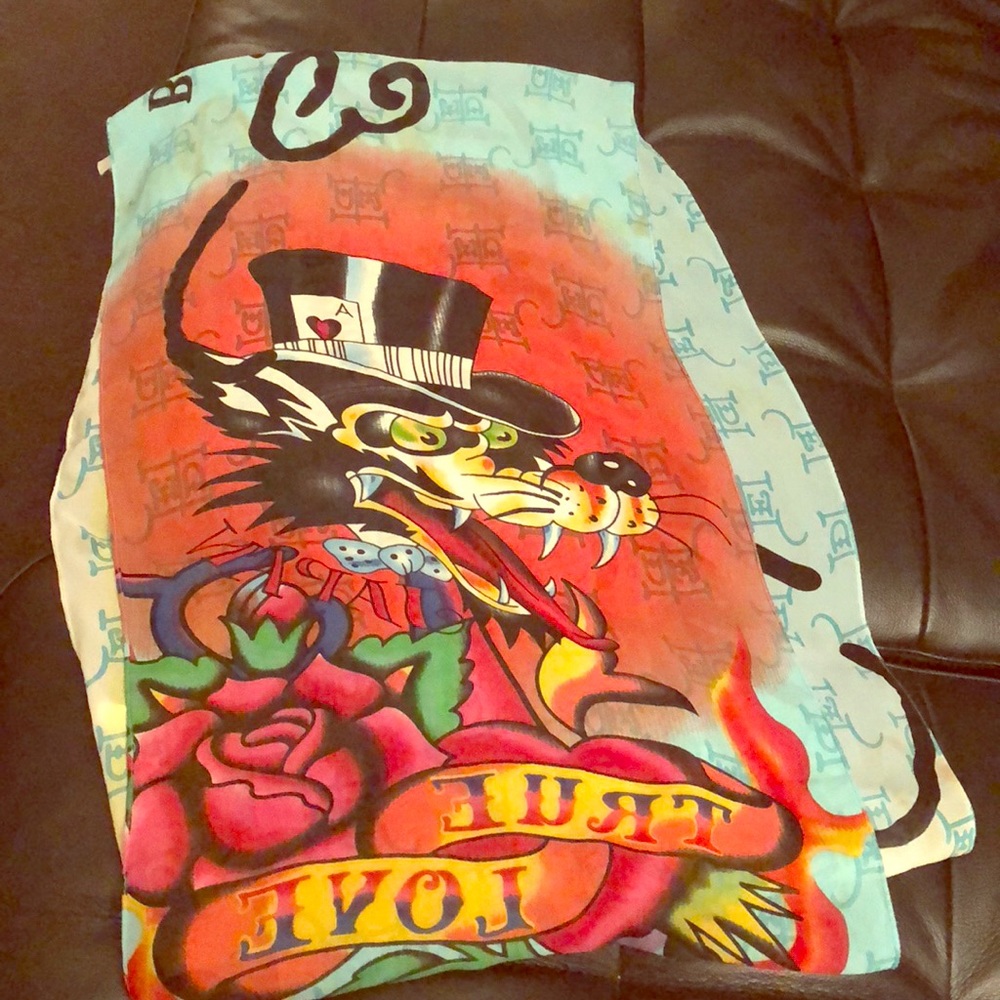 Ed hardy scarf